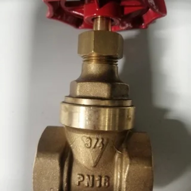Кран латунный конусный газ 11б34бк Ду 15 Ру10 G1/2